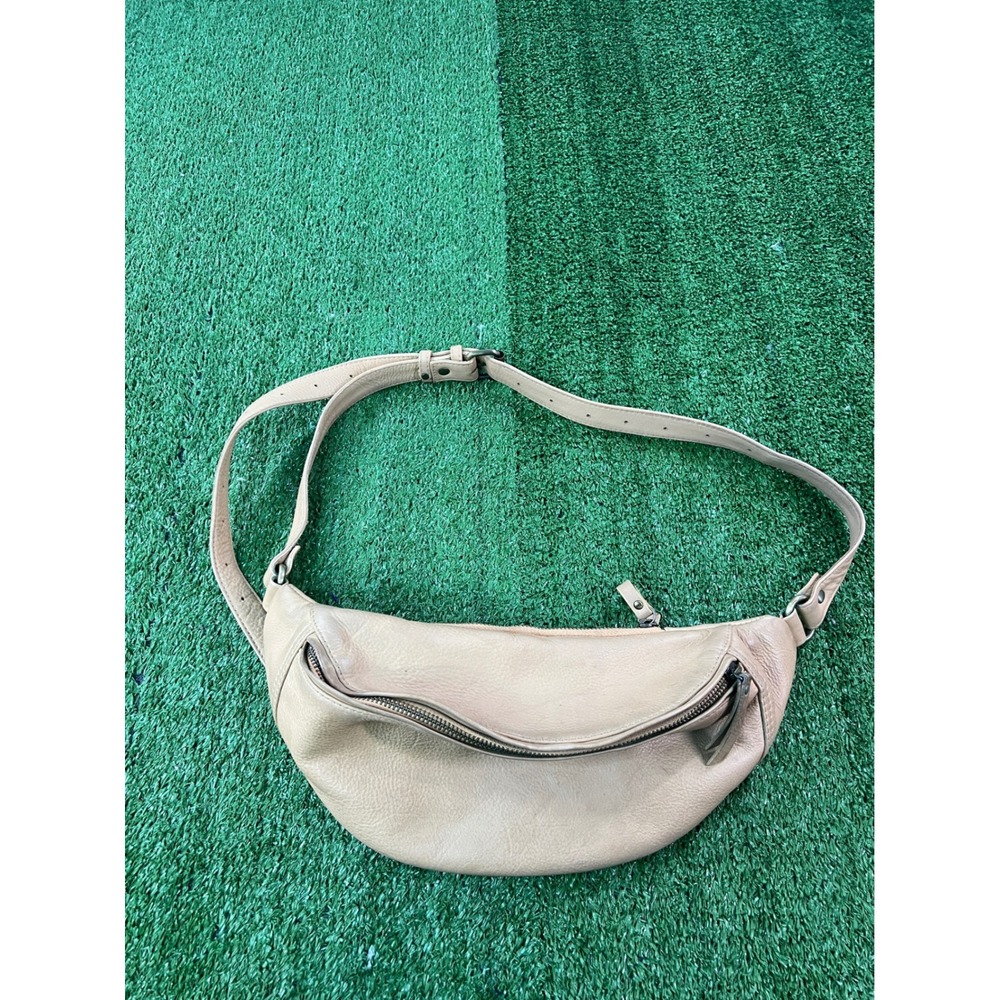 MANDRN Remy Tan Pebbled Leather Fanny Pack Belt Bag Handmade in Bali Crescent